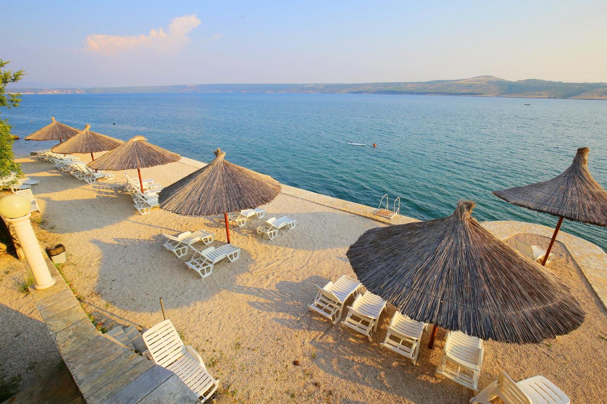 Depadansa Hotel Lucija*** Posedarje Exterior photo